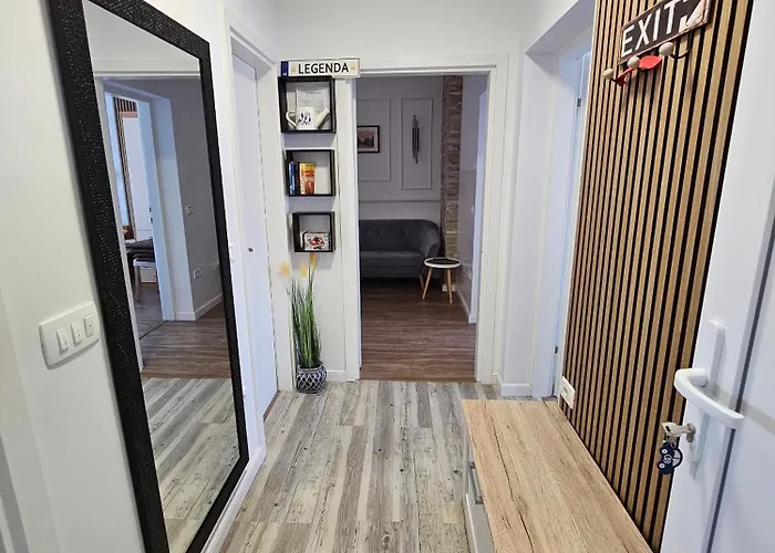 Apartment With Parking Space - 23049 Medulin