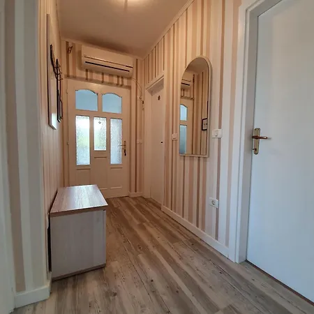 Apartment With A Parking Space - 23049 Medulin