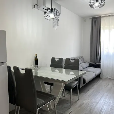Apartment With A Parking Space - 23049 Medulin