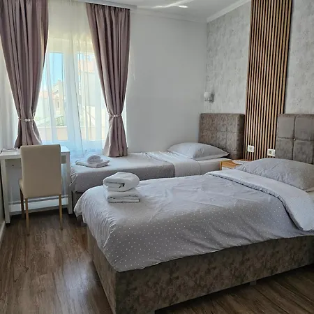 Lejlighed With Parking Space - 23049 *