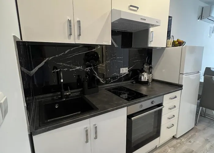 Lejlighed With Parking Space - 23049 *